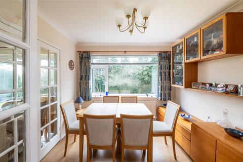 143 Carlton Road, Reigate, RH2 0JG