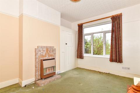 10 Dean Road, Strood, Rochester, ME2 3QH