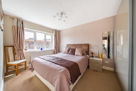 3 Baden Close, Staines-upon-thames, TW18 2RR