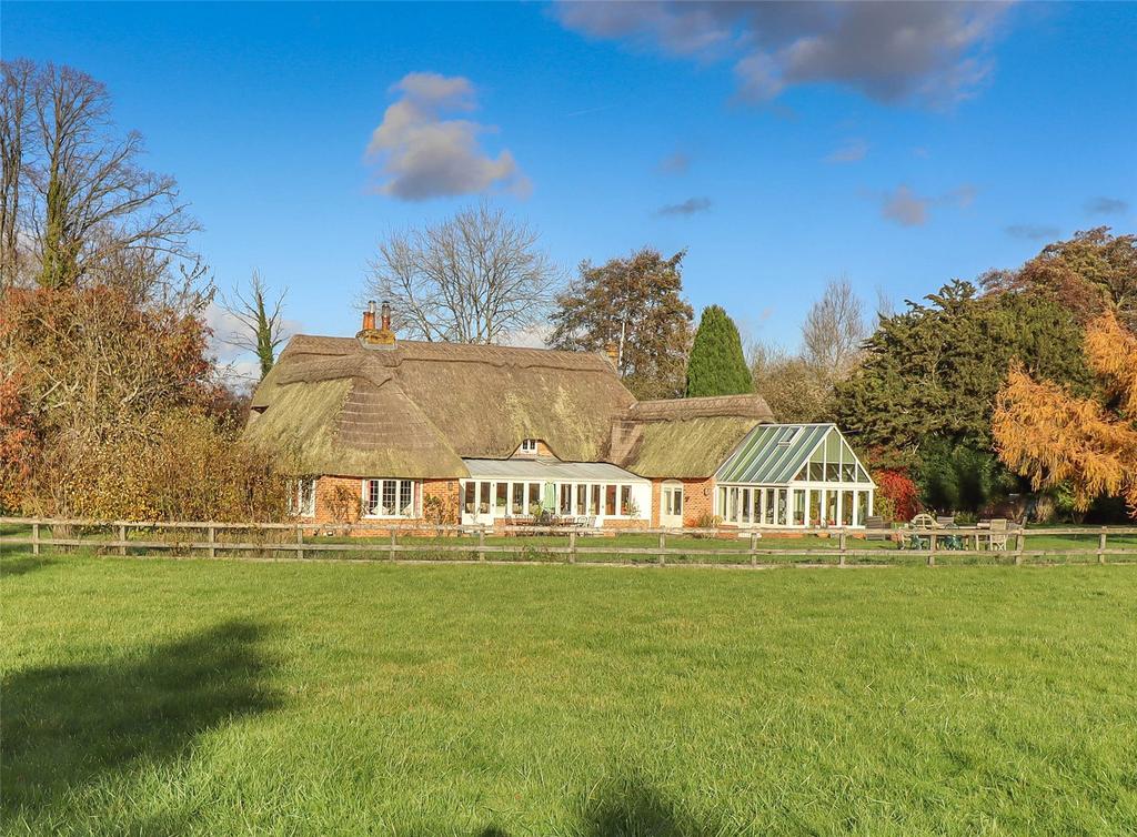 Bransbury, Barton Stacey, Winchester, Hampshire, SO21 6 bed detached