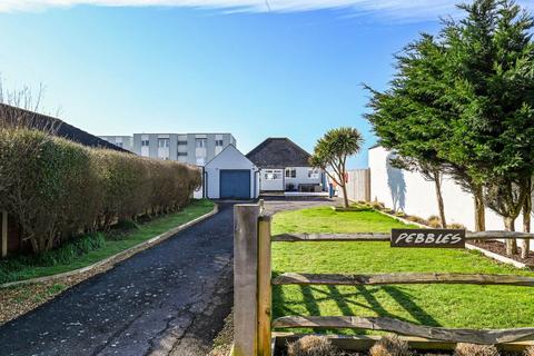 4 bedroom detached bungalow for sale, East Bracklesham Drive, Bracklesham Bay, West Sussex, PO20