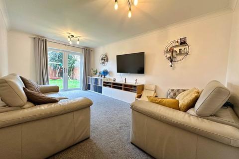 27 Cavendish Way, Basildon, SS15 4ET