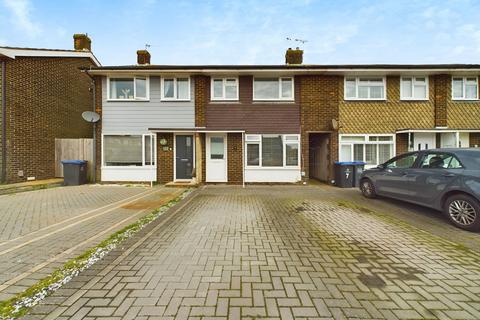 3 bedroom terraced house for sale, Garden Close, Sompting