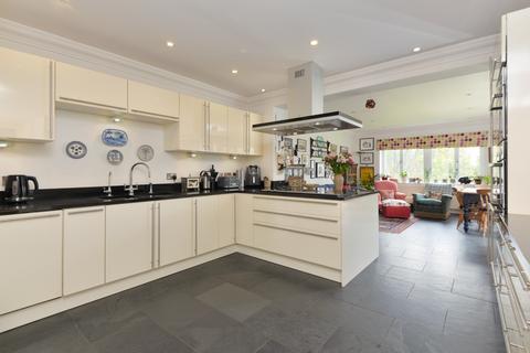 4 bedroom detached house for sale, Forge Hill, Pluckley