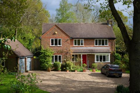 4 bedroom detached house for sale, Forge Hill, Pluckley