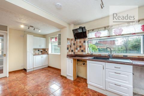 4 bedroom detached house for sale, Wood Ville, Mancot CH5 2