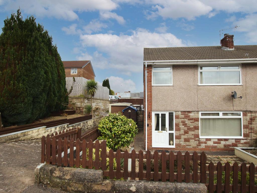Heol Gwrgan, Beddau, CF38 2RN 3 bed semidetached house for sale £210,000