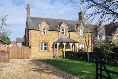 3 bedroom cottage for sale, Paddock Lane, Mears Ashby, Northampton NN6 0EQ