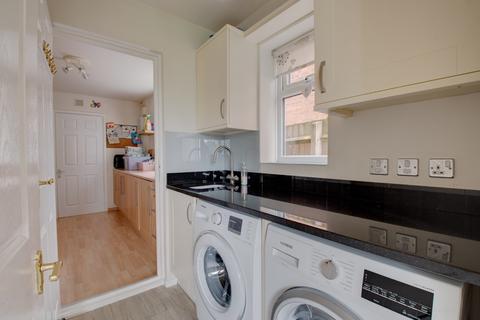 35 Avoncroft Road, Stoke Heath, Bromsgrove, B60 4NG