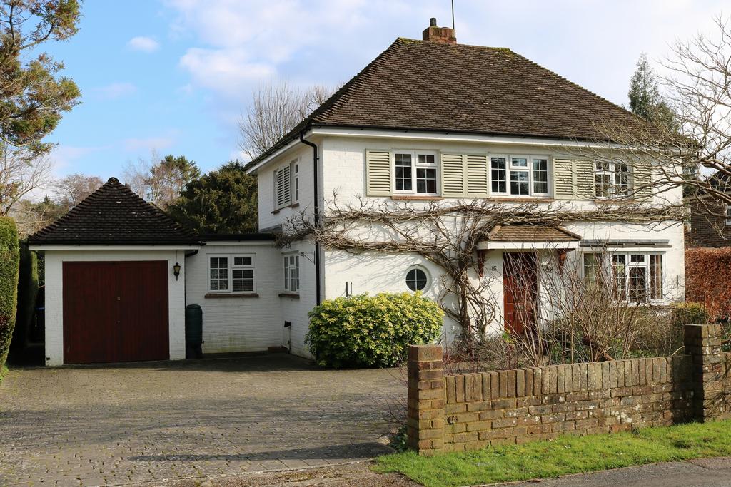 Fairfield Way, Haywards Heath, RH16 3 bed house for sale £825,000