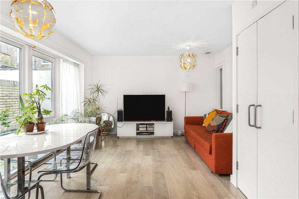 Kitchen/Living Room