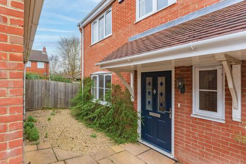3 bedroom semi-detached house for sale - Granary Close, Hockering