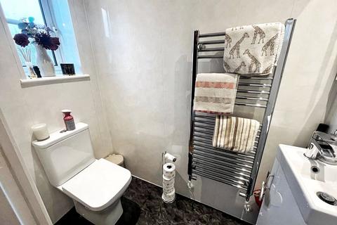 14 Spring Clough, Ashton-under-lyne, OL7 9TJ