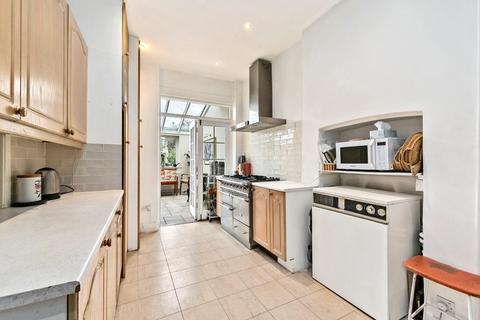 4 Fitzwilliam Avenue, Richmond, TW9 2DQ