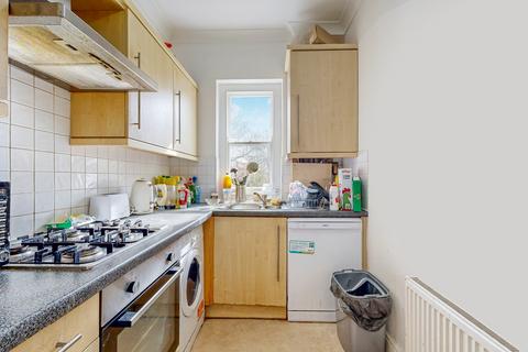 3 bedroom apartment for sale - Minster Road, London, NW2