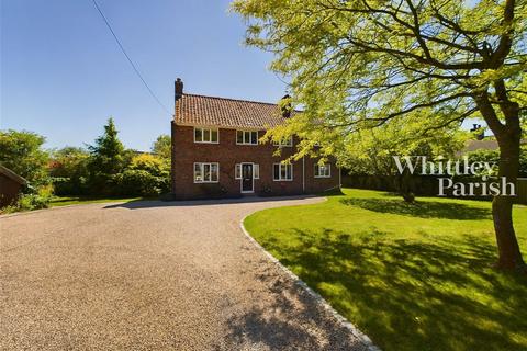 4 bedroom detached house for sale, Badingham Road, Laxfield