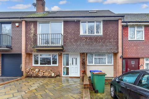 2 bedroom terraced house for sale, Lambs Crescent, Horsham, West Sussex