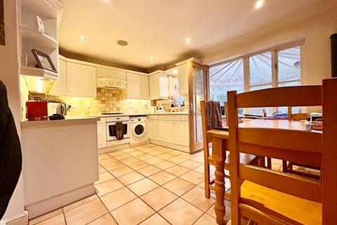 3 bedroom detached house for sale, Copeland Road, Birstall LE4