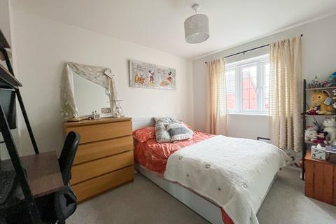 43 Egret Drive, Yatton, Bristol, BS49 4FN