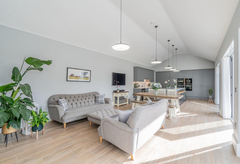 Kitchen/Family room