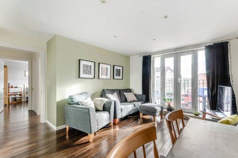 2 bedroom flat to rent, Streatham High Road, Streatham, London, SW16