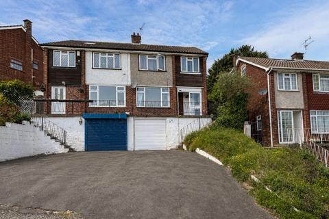 4 bedroom semi-detached house to rent, 4 Bed Student House, Hughenden Avenue, High Wycombe, HP13 5SN