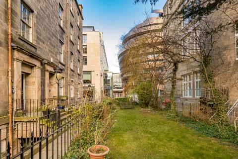 3 bedroom ground floor flat for sale, 26/1 St. James Square, New Town, Edinburgh, EH1 3AY