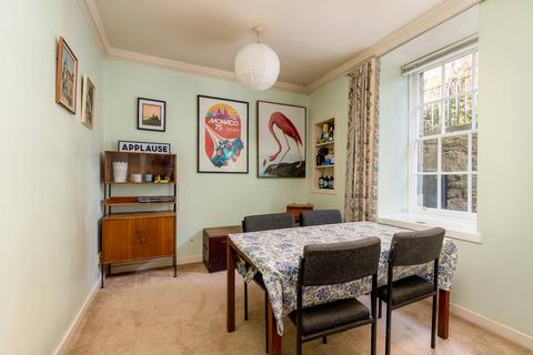 3 bedroom ground floor flat for sale, 26/1 St. James Square, New Town, Edinburgh, EH1 3AY