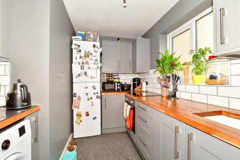 1 bedroom flat for sale - Woodcourt, Tollgate Copse, Crawley, West Sussex