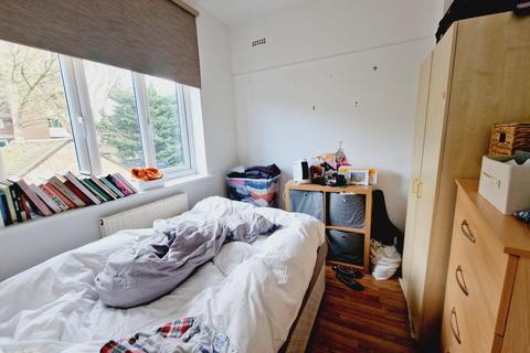 5 bedroom flat to rent, Kelross Road, Highbury
