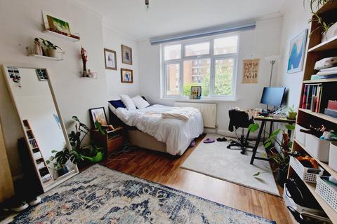 5 bedroom flat to rent, Kelross Road, Highbury