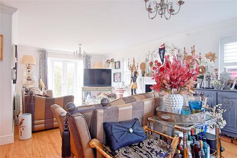 17 Bramley Way, Angmering, Littlehampton, BN16 4GA