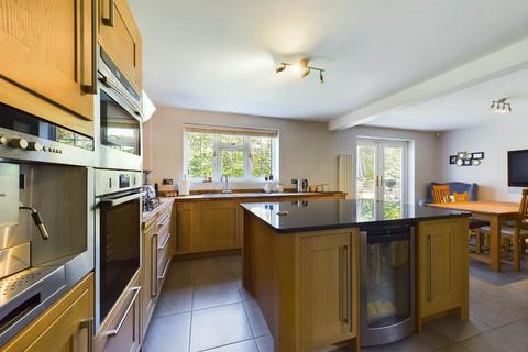 5 bedroom detached house for sale, The Lawns, FIELDS END, HP1