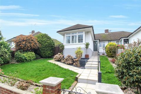 2 bedroom bungalow for sale, Fairway Gardens, Leigh-on-Sea, Essex, SS9