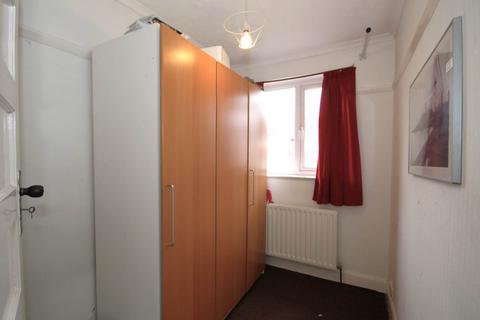 53 Dunster Avenue, Morden, SM4 4LE