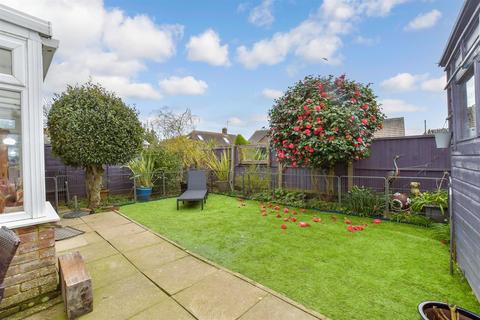 2 bedroom detached bungalow for sale, Chayle Gardens, Selsey, Chichester, West Sussex