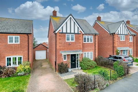 3 bedroom detached house for sale, Perrins Way, Bevere, Worcester, WR3 7WB