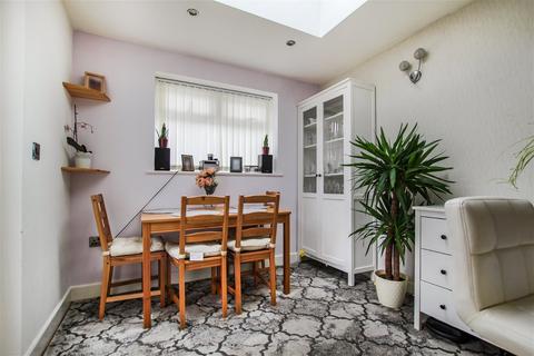 2 bedroom end of terrace house for sale - Ashland Road, Bristol BS13