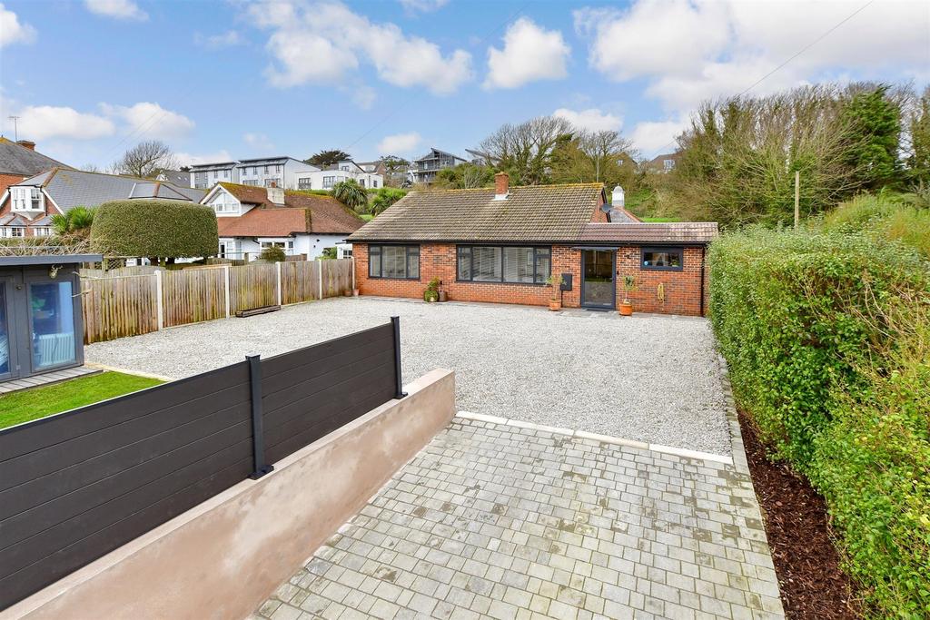 Seabrook Road, Hythe, Kent 3 bed detached bungalow for sale £550,000