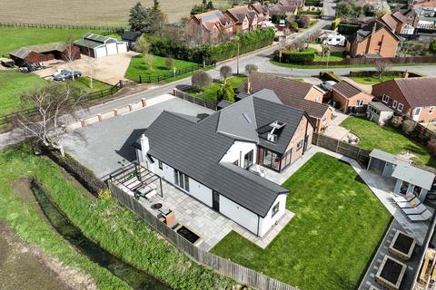 4 bedroom chalet for sale, Ropers Gate, Lutton, PE12