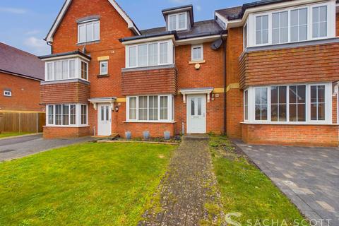 4 bedroom terraced house for sale - Woodfield Close, Coulsdon, CR5