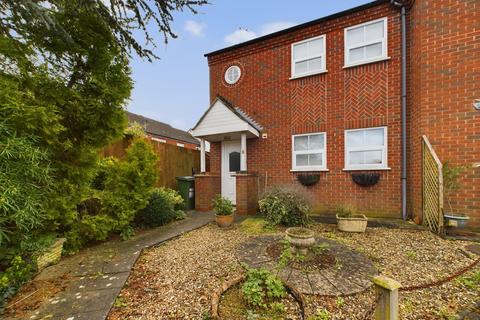 3 bedroom semi-detached house for sale - Bakery Close, Cosby