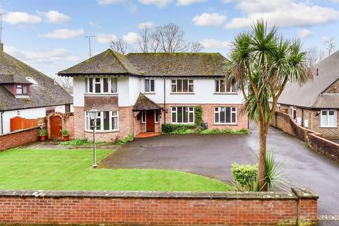 4 bedroom detached house for sale, Torton Hill Road, Arundel, West Sussex