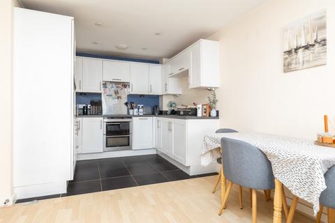 2 bedroom apartment for sale - Whinbush Road, Hitchin, Hertfordshire, SG5