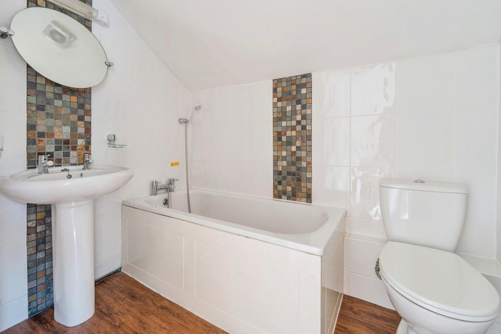Ensuite for Bedroom 3