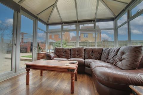 17 Drovers Close, Ramsey Mereside, Huntingdon, PE26 2UH