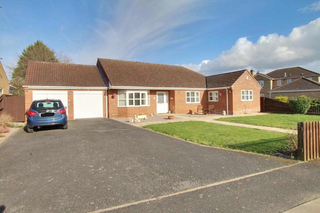 Cathedral View, Manea 3 bed detached bungalow for sale £399,999