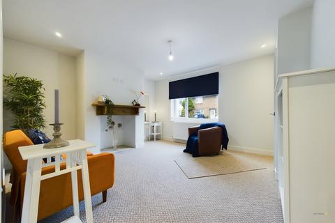 72 Park Avenue, Uttoxeter, ST14 7AX