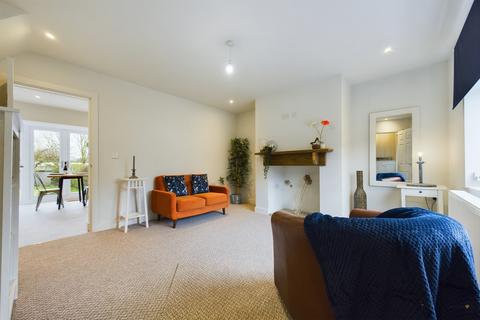 72 Park Avenue, Uttoxeter, ST14 7AX