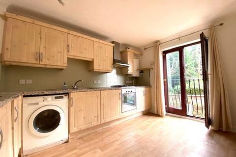3 bedroom terraced house to rent - Colleton Mews, St Leonards